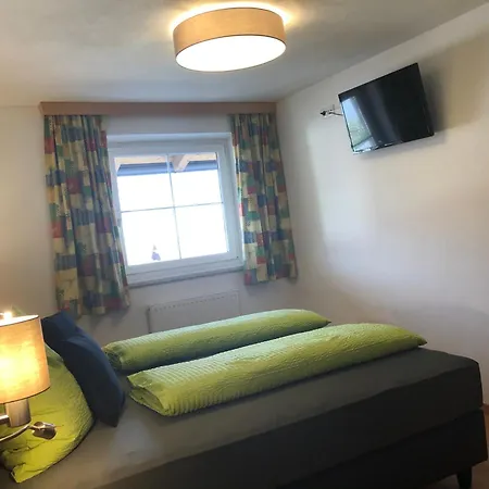 Apartment Gruenfelder *