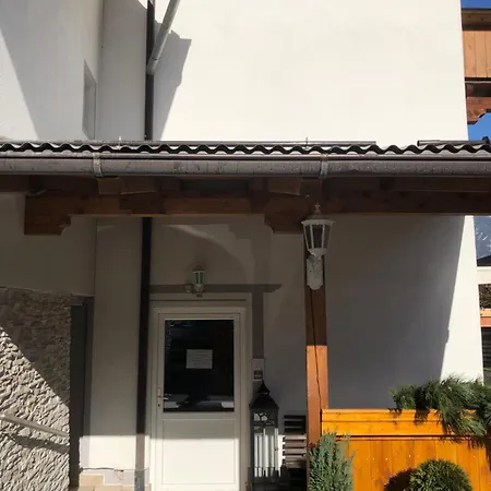 Gruenfelder Oberperfuss