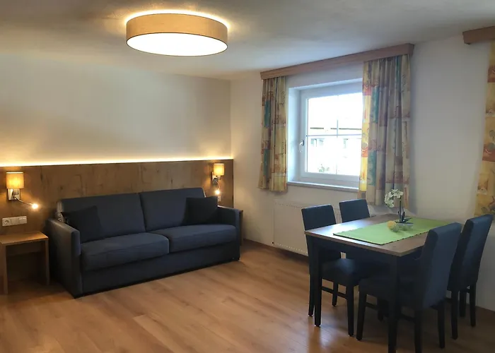 Grünfelder * Oberperfuss