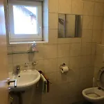 Gruenfelder شقة *